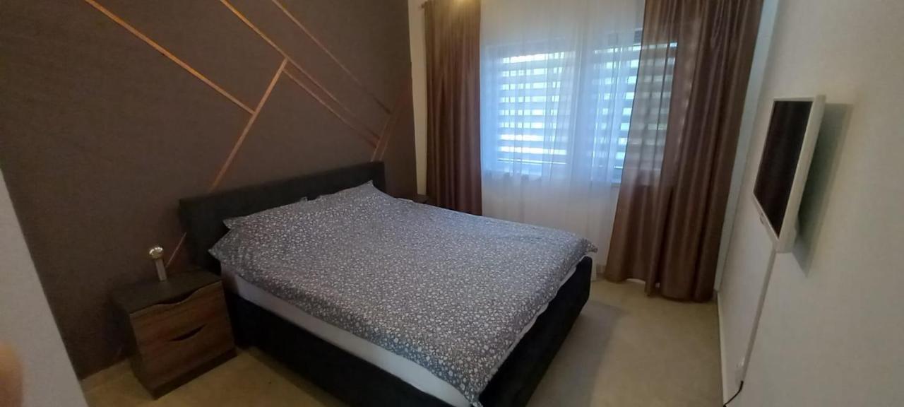 Tintoc Residence คลูจ-นาโปกา ภายนอก รูปภาพ